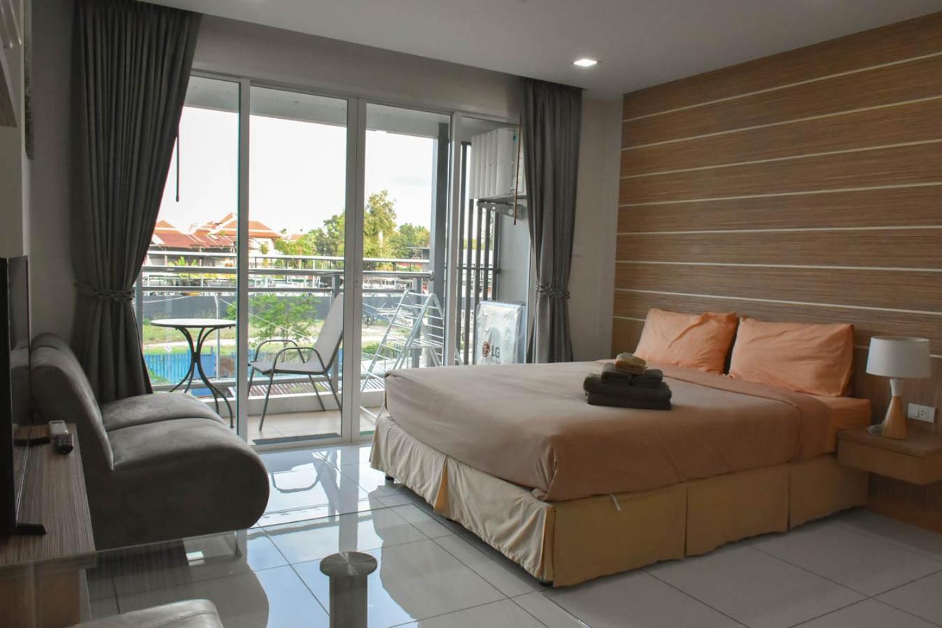 Whale Marina Condominium Na Chom Thian Quarto foto