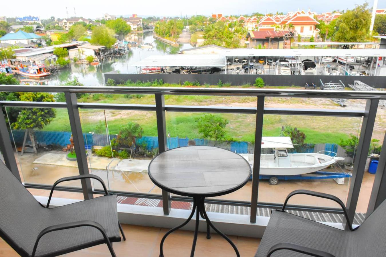 Whale Marina Condominium Na Chom Thian Quarto foto