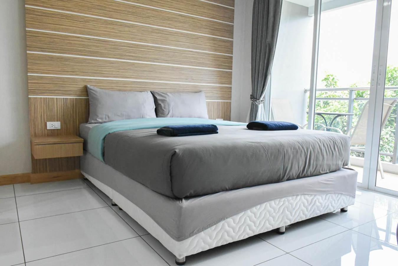 Whale Marina Condominium Na Chom Thian Quarto foto